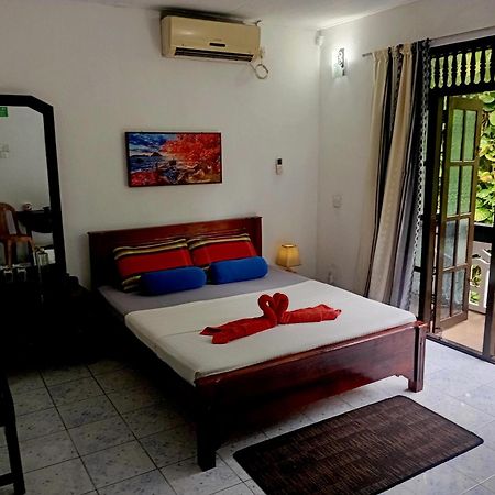 Green Turf Galle Ngoại thất bức ảnh